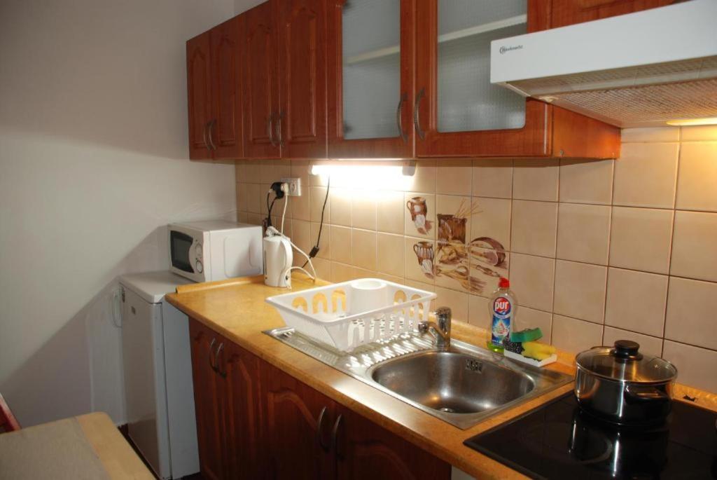 Apartments Spolkova Brno Exterior photo